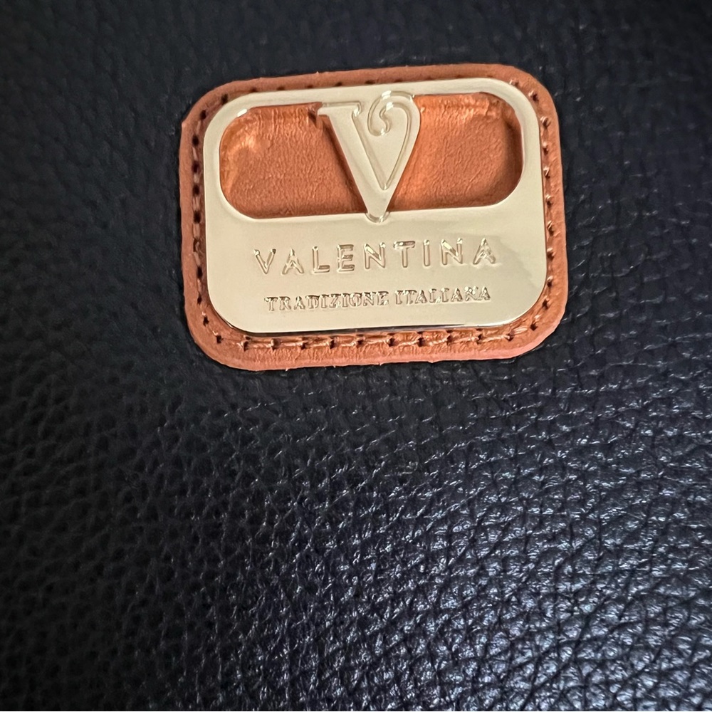 NWT VALENTINA LEATHER CROSSBODY SHOULDER BAG PHONE CASE PURSE - Picture 2 of 6